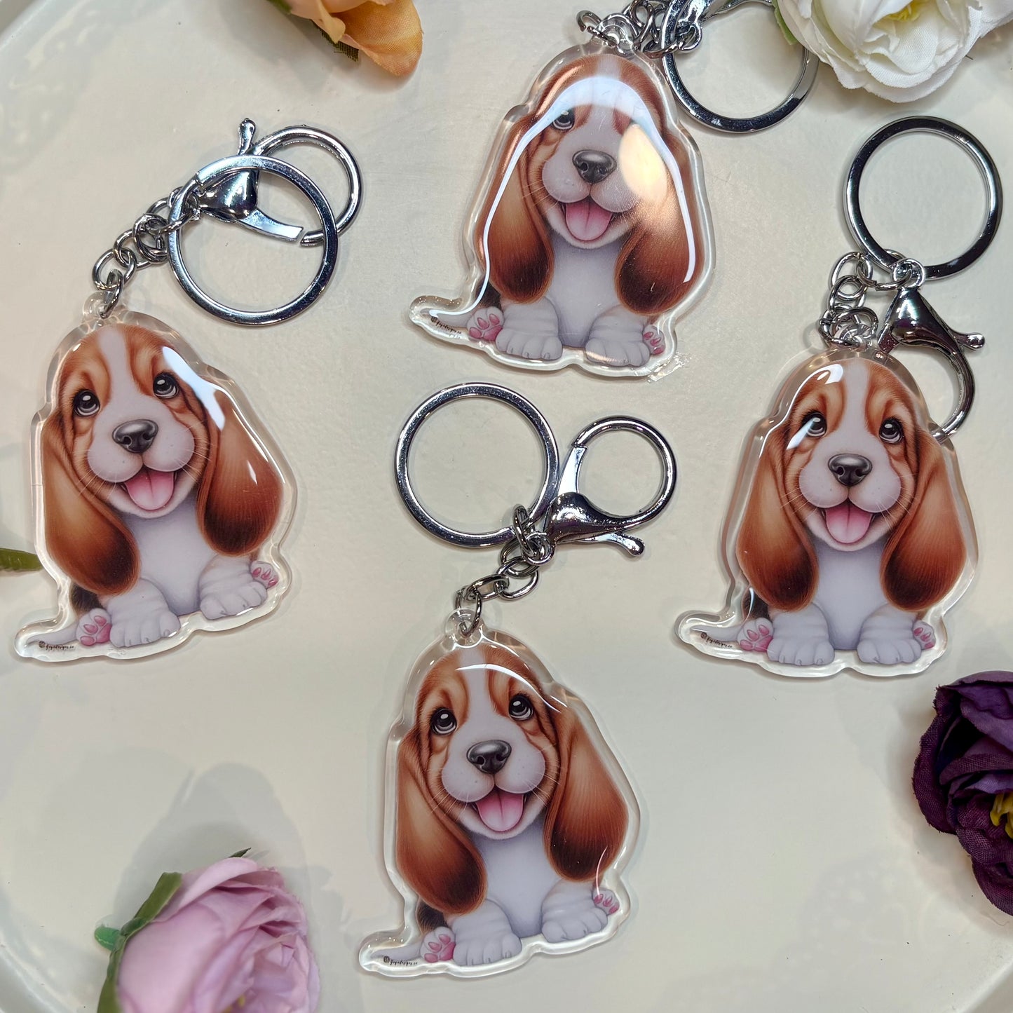 BASSETT HOUND Puppy Keychain
