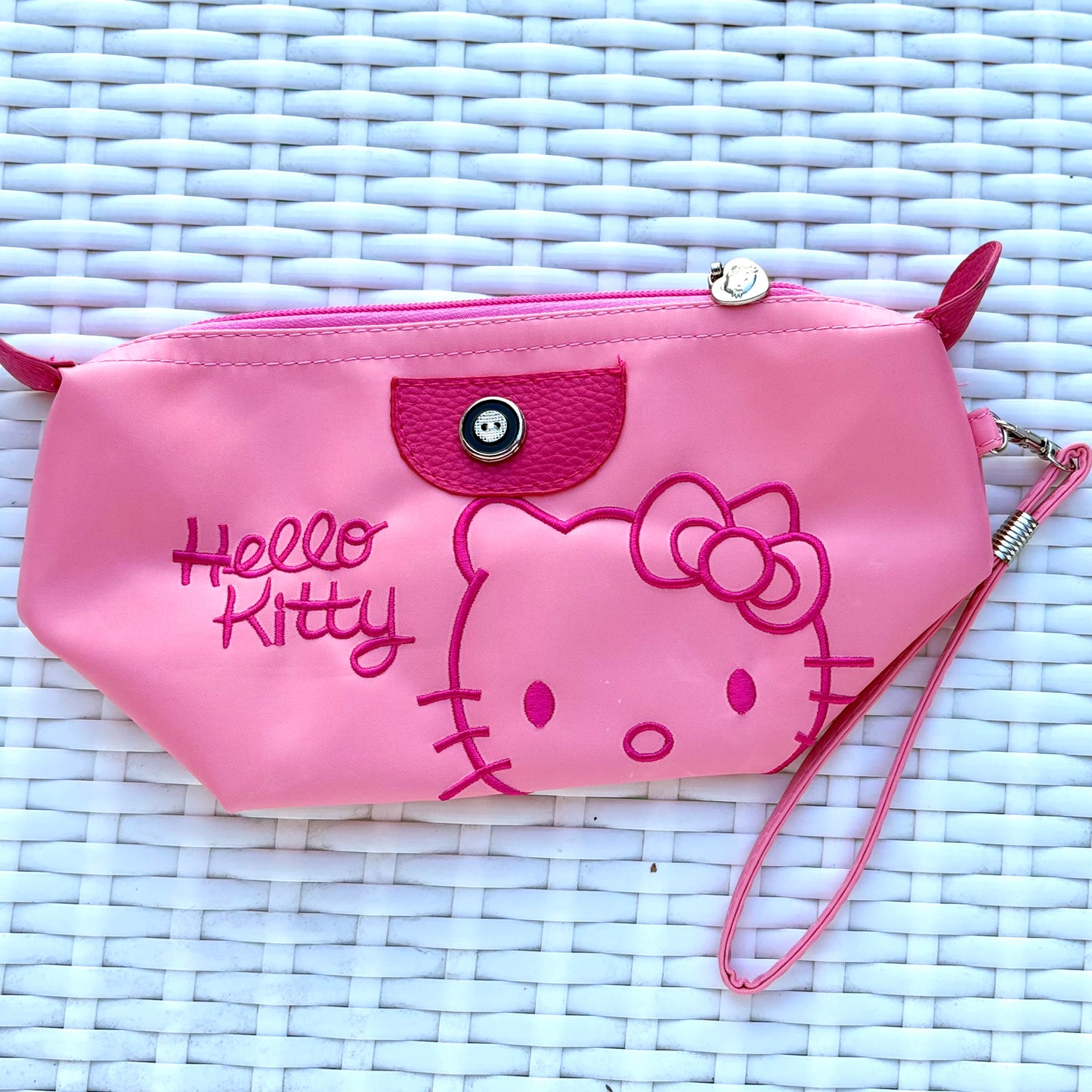 Hello Kitty Mini Bags: Makeup, school Supplies, etc. Sanrio original item