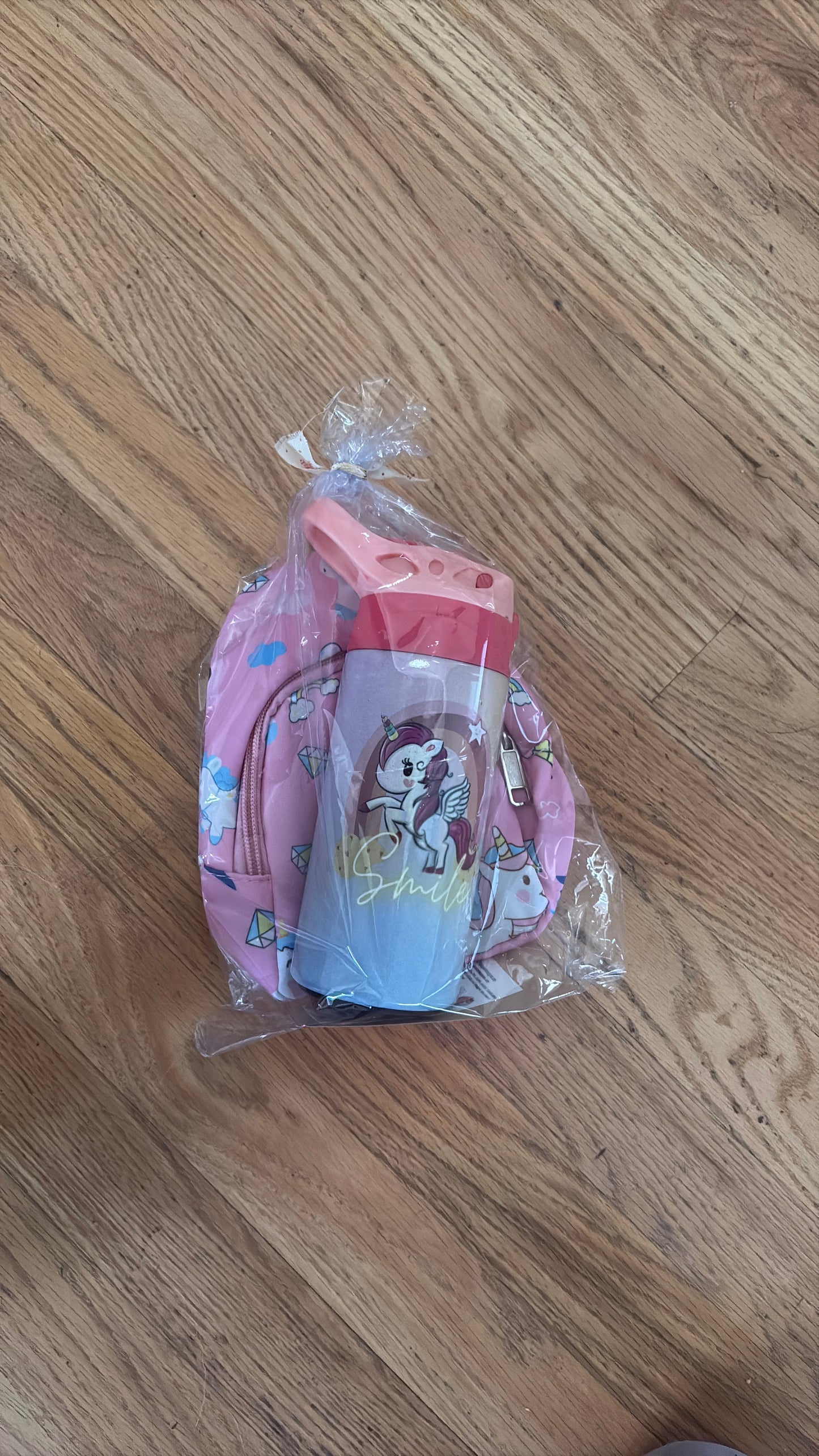 Gift set. Tumbler with crossbody bags